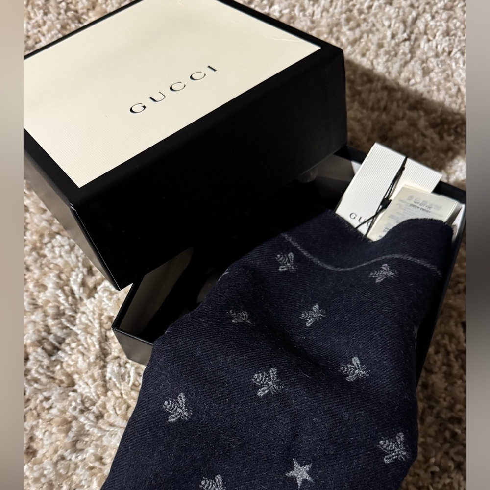 Gucci double sided scarf 
NWT and box